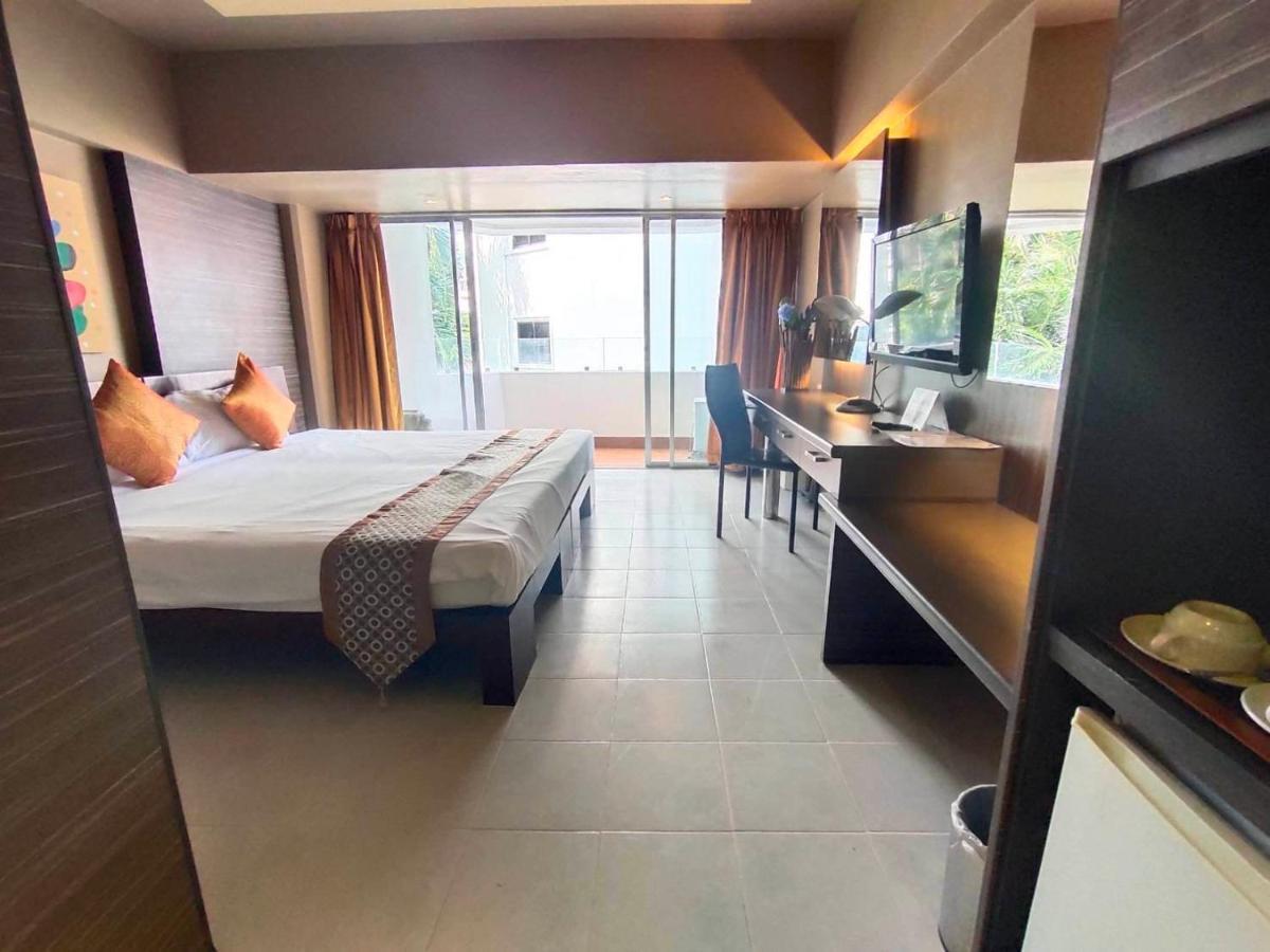 Patong Heritage Hotel Phuket - Sha Extra Plus Exterior photo